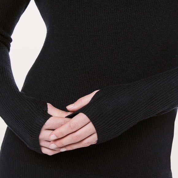 Lululemon Time To Restore Slim fit Hip length Cashmere blend Sweater Sz 2 Black - Picture 9 of 12